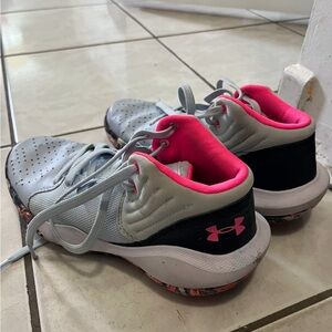 Under Armour Light Gray and Bright Pink Athletic Shoes